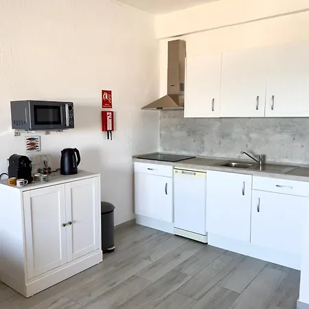 アパート Les 3 Dauphins In アルブフェイラ