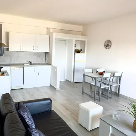 Les 3 Dauphins In アパート *