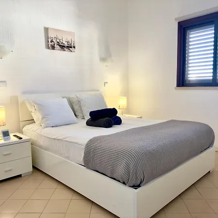 Les 3 Dauphins In 알부페이라