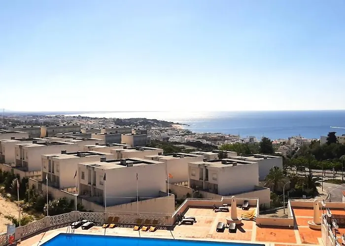 Apartment Les 3 Dauphins In Albufeira