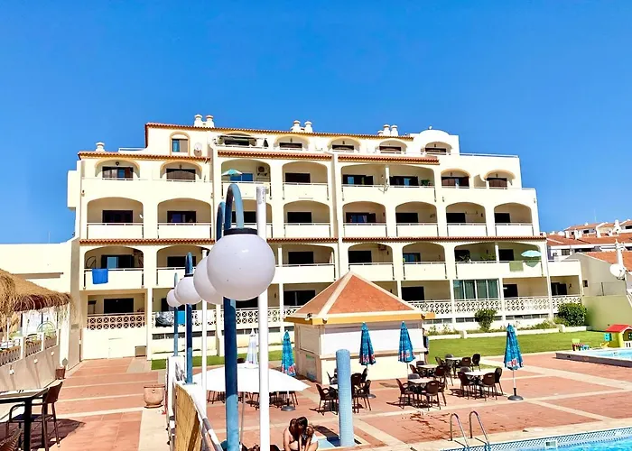 Les 3 Dauphins In Apartment *