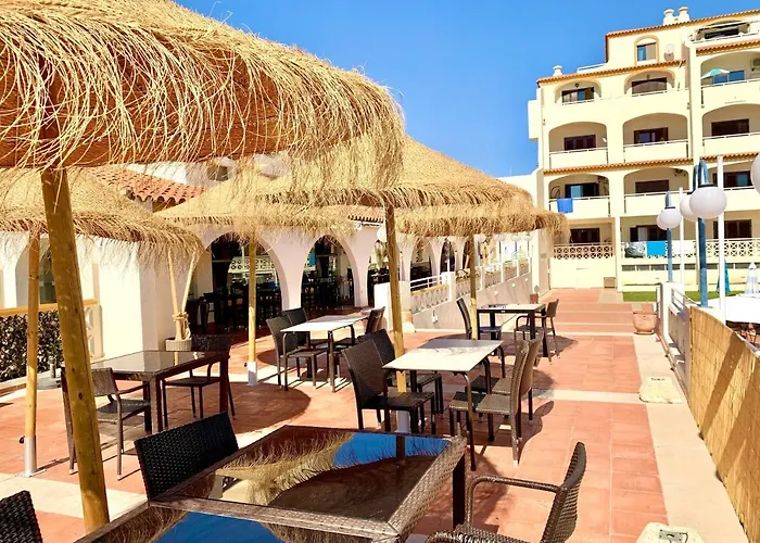 Apartment Les 3 Dauphins In Albufeira